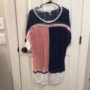 Free people side split shirt